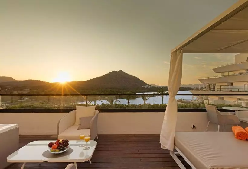 اتاق استاندارد با چشم‌انداز دریاچه, Viva Eden Lago