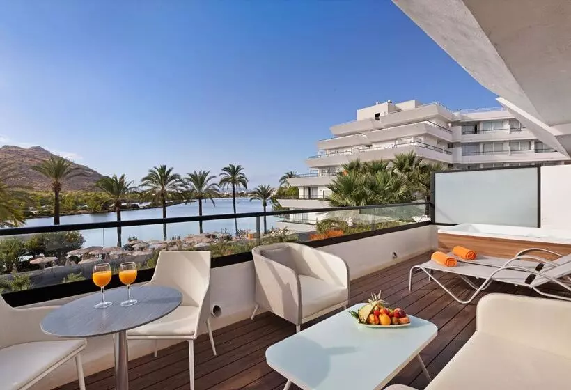 اتاق رویال, Viva Eden Lago