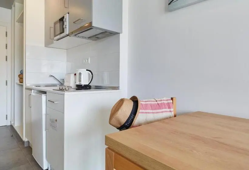 スタンダードスタジオ, Invisa Casa Luis