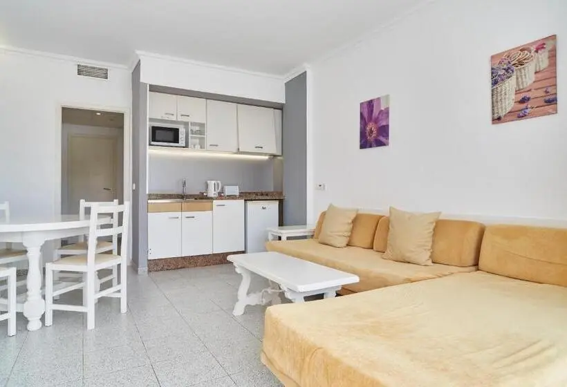 プールビューの1ベッドルームプレミアムアパートメント, Invisa Casa Luis