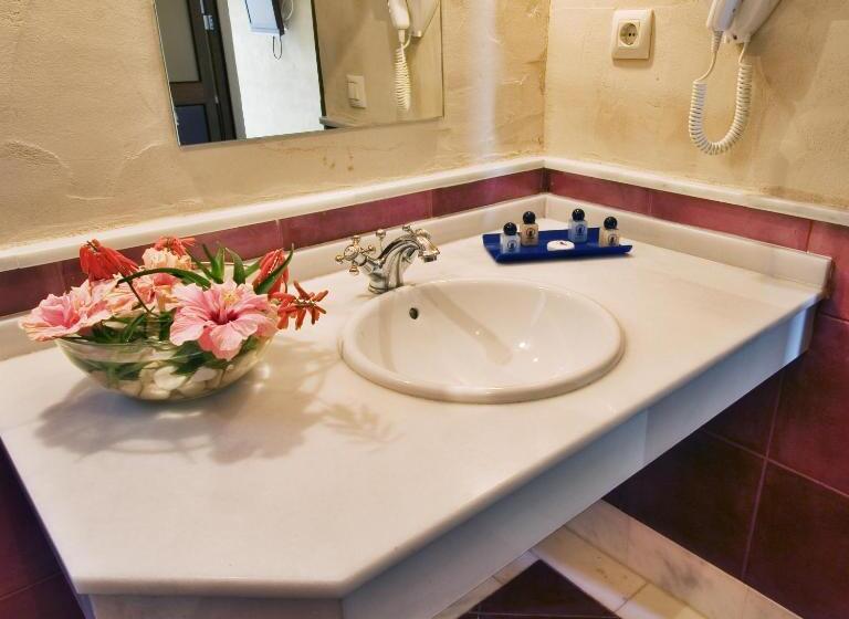 Bungalow Superior, Beach Hotel Dos Mares