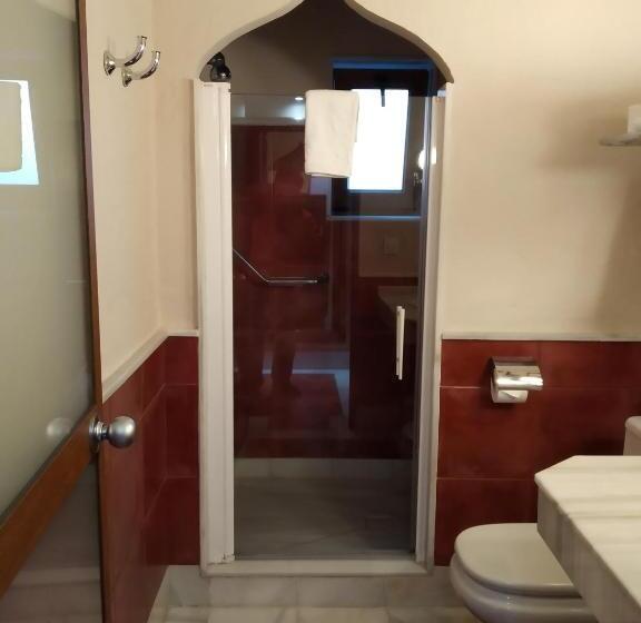 בקתה סופריור, Beach Hotel Dos Mares