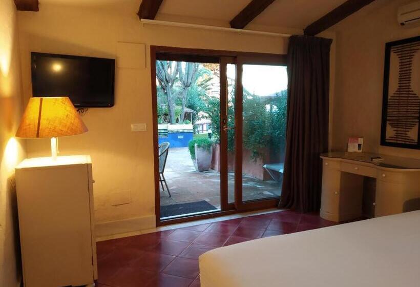 בקתה סופריור, Beach Hotel Dos Mares