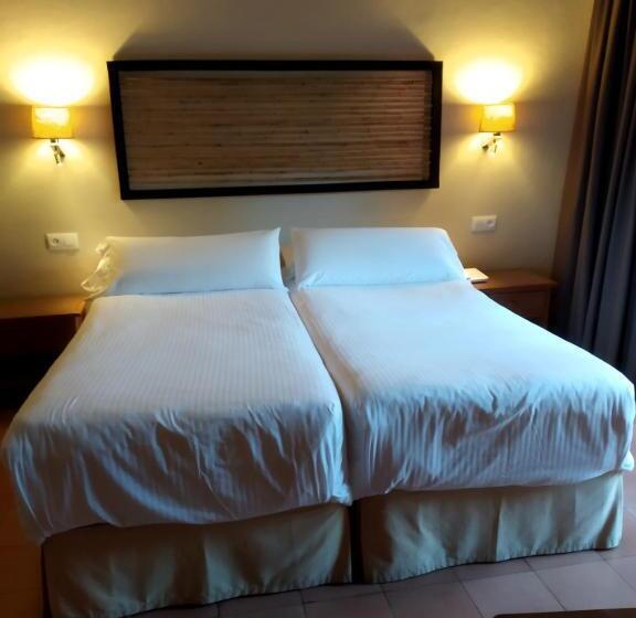 Quarto Estandar, Beach Hotel Dos Mares