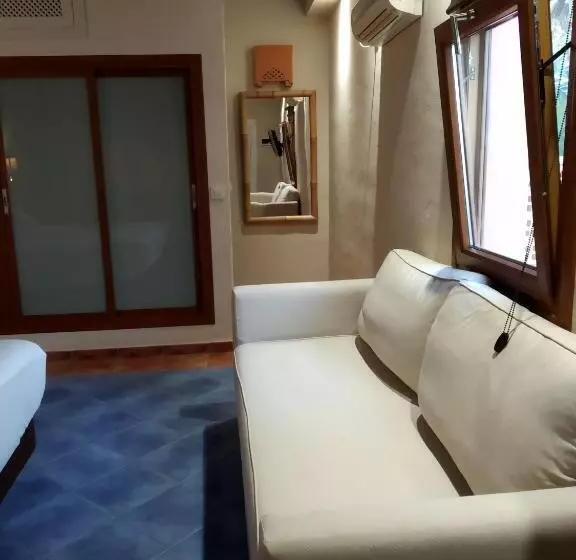 3-Bett-Standardzimmer Meerblick, Beach Hotel Dos Mares
