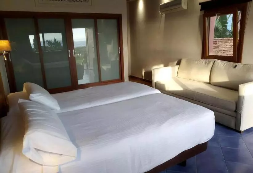 3-Bett-Standardzimmer Meerblick, Beach Hotel Dos Mares