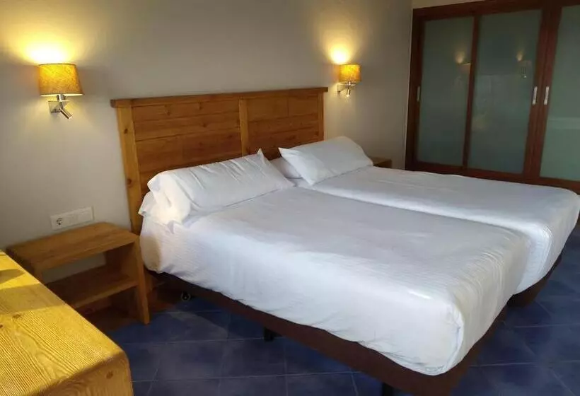 3-Bett-Standardzimmer Meerblick, Beach Hotel Dos Mares