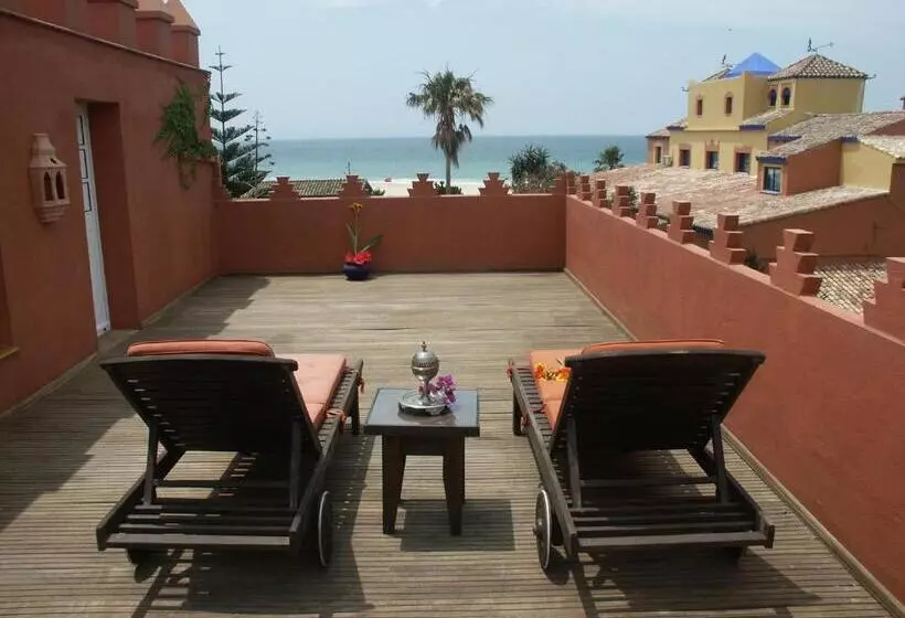 Junior Suite mit Terrasse, Beach Hotel Dos Mares