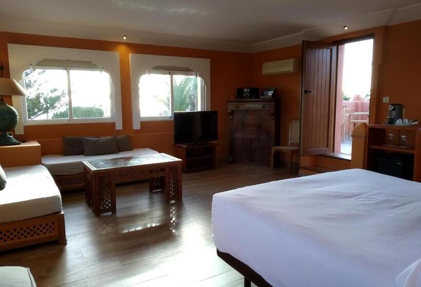 סוויטת ג'וניור עם טרסה, Beach Hotel Dos Mares