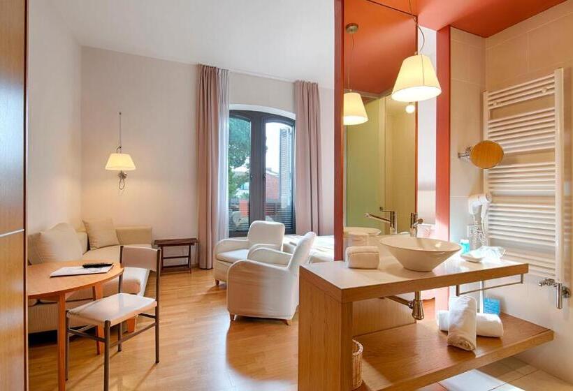 高级园景房, Balneario Prats