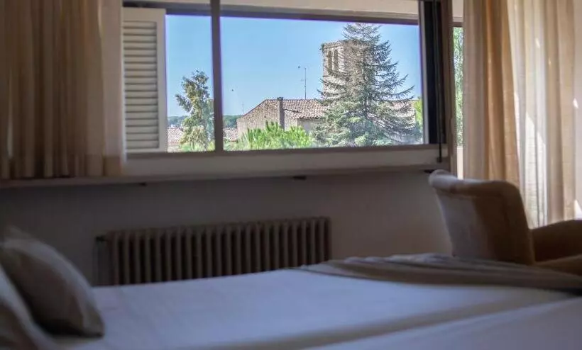 اتاق اکونومی, Balneario Prats