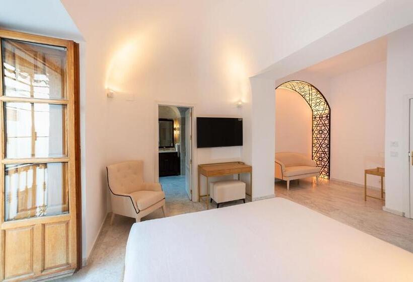 سوییت جونیور, Casa Palacio La Sal