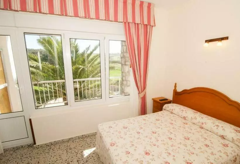 Quarto Standard Individual com Balcão, Costa De Ajo
