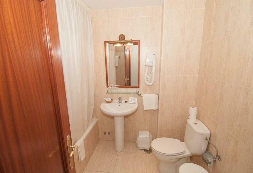 バルコニー付きスタンダードルーム, Costa De Ajo