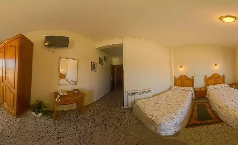 Quarto standard, Costa De Ajo