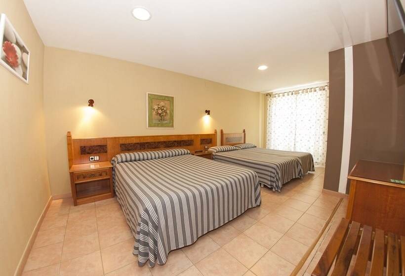 חדר סטנדרט לשלושה, El Tablazo