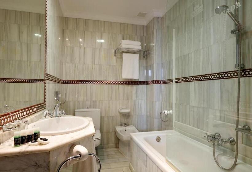 Standard Værelse, Exe Triunfo Granada