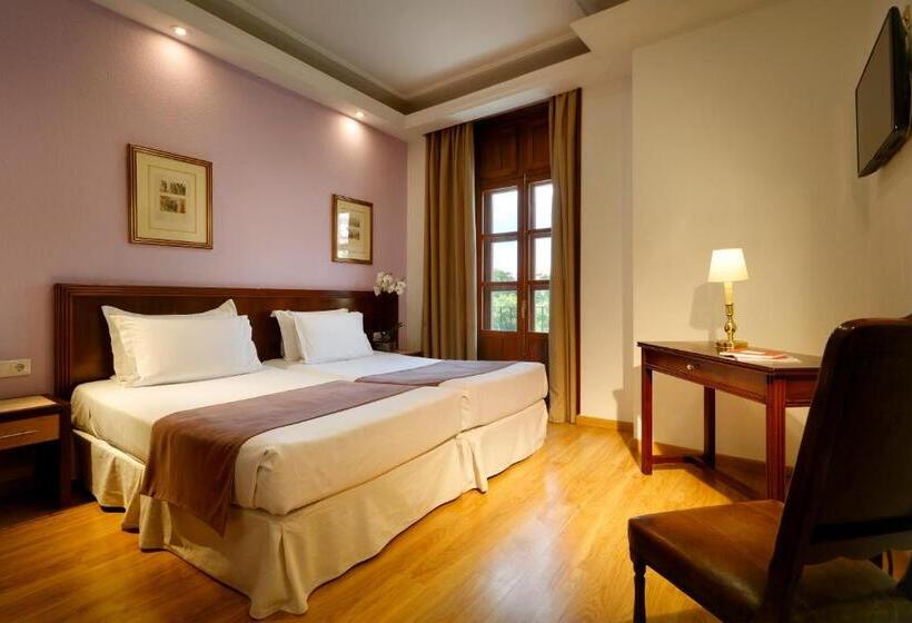 Standard Værelse, Exe Triunfo Granada