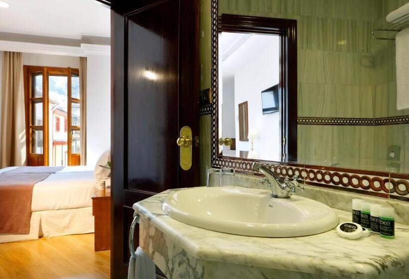 Standard 3 Pers. Værelse, Exe Triunfo Granada