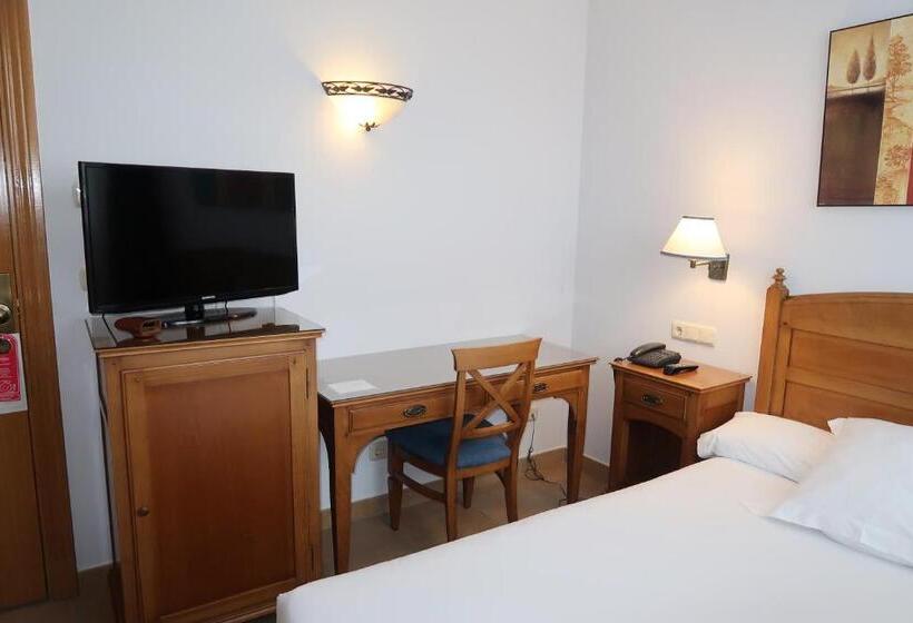 اتاق کلاسیک یک تخته, Gudamendi