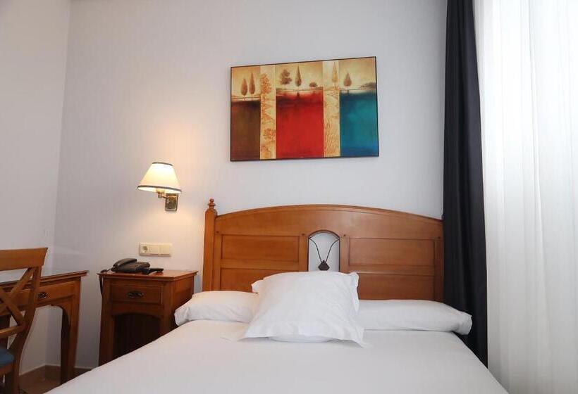 اتاق کلاسیک یک تخته, Gudamendi