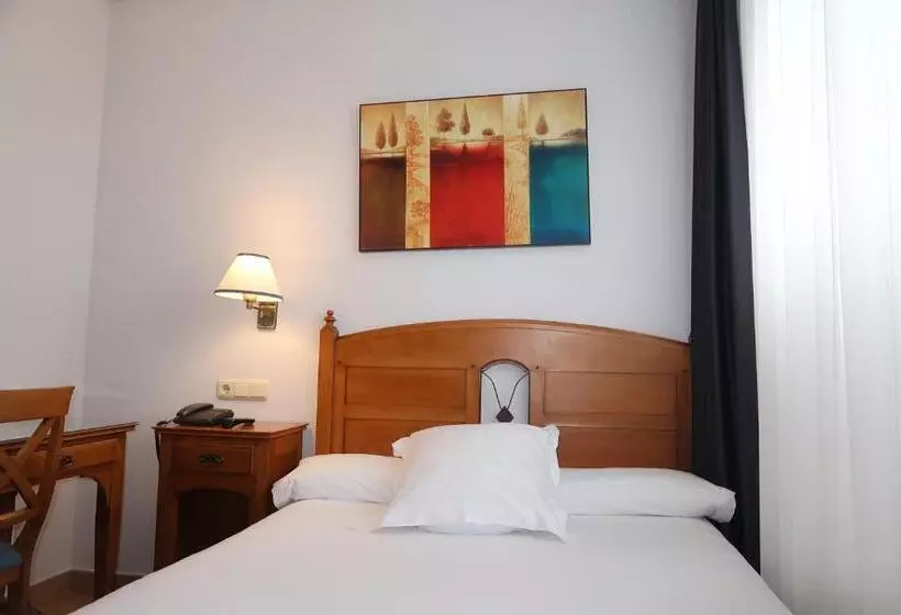 Classic Single Room, Gudamendi