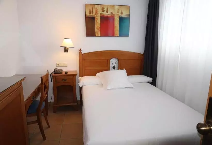 Classic Single Room, Gudamendi