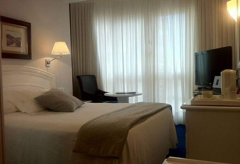 اتاق استاندارد یک نفره, Las Rocas Playa