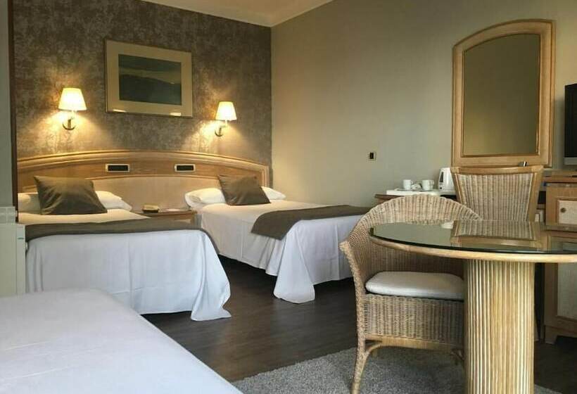 اتاق استاندارد سه نفره, Las Rocas Playa