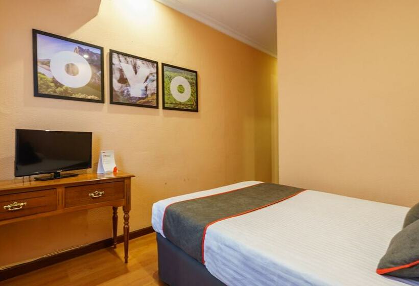 标准间, Los Castaños