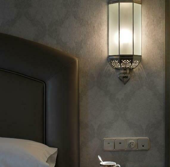 スタンダードルーム, Macia Alfaros