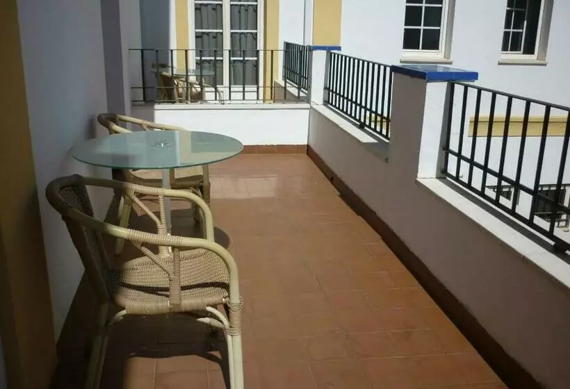 اتاق استاندارد با تراس, Macia Alfaros