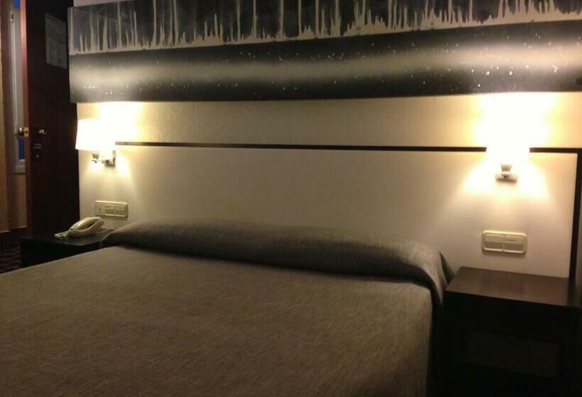 Номер Стандарт, Macia Plaza