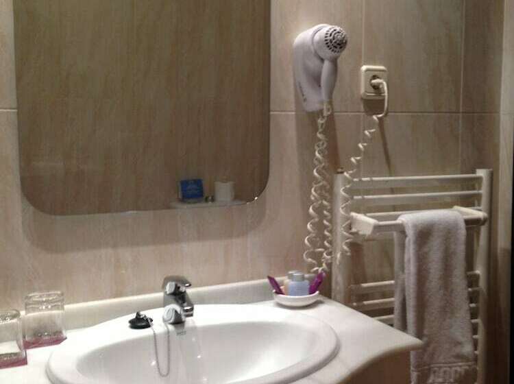 Номер Стандарт, Macia Plaza