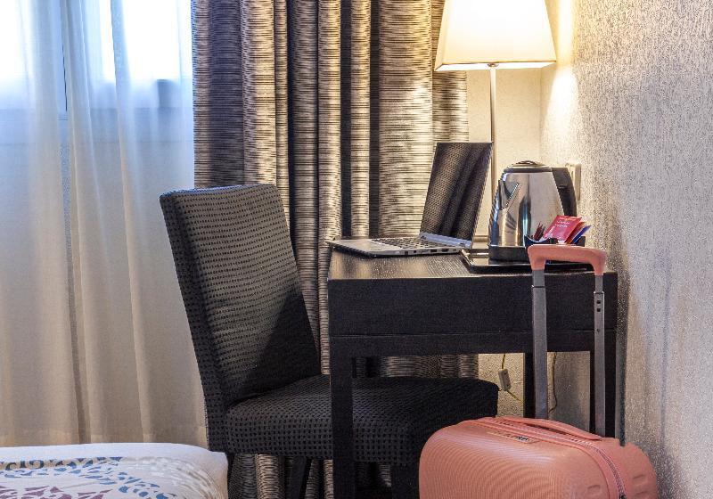 Номер Стандарт, Macia Plaza