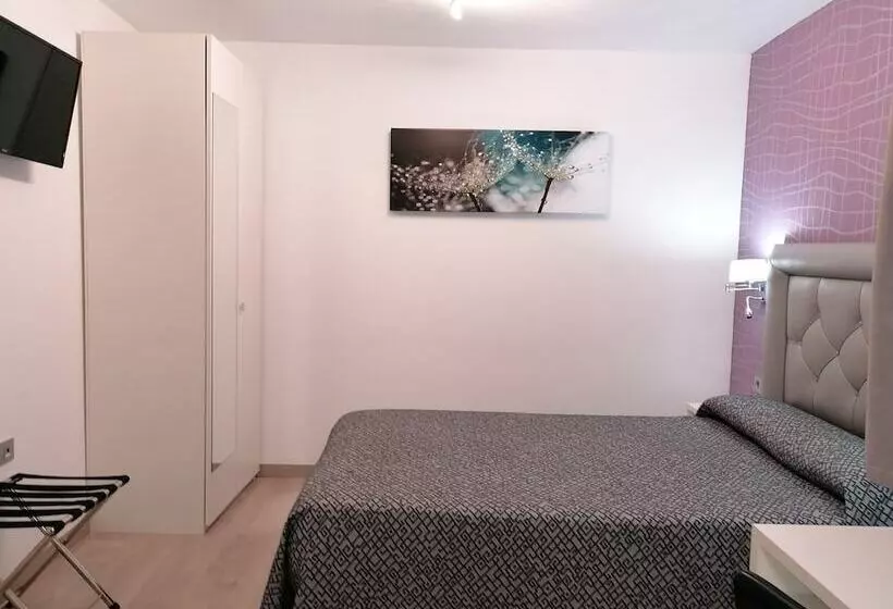 Standard Single Room, Molinos