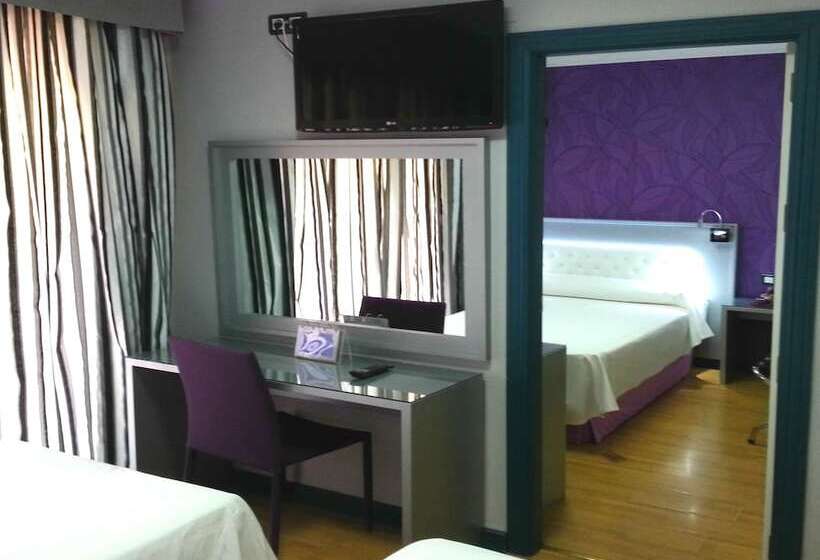 غرفة قياسية رباعية, Molinos