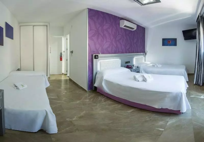 Standard Triple Room, Molinos
