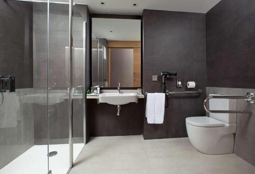 Standard Connecting Room, NH Collection San Sebastian Aranzazu