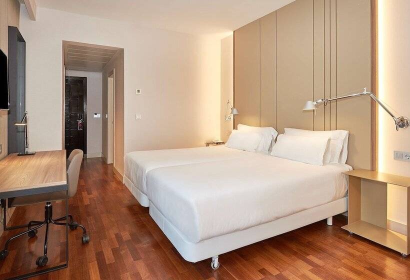 标准间, NH Luz Huelva