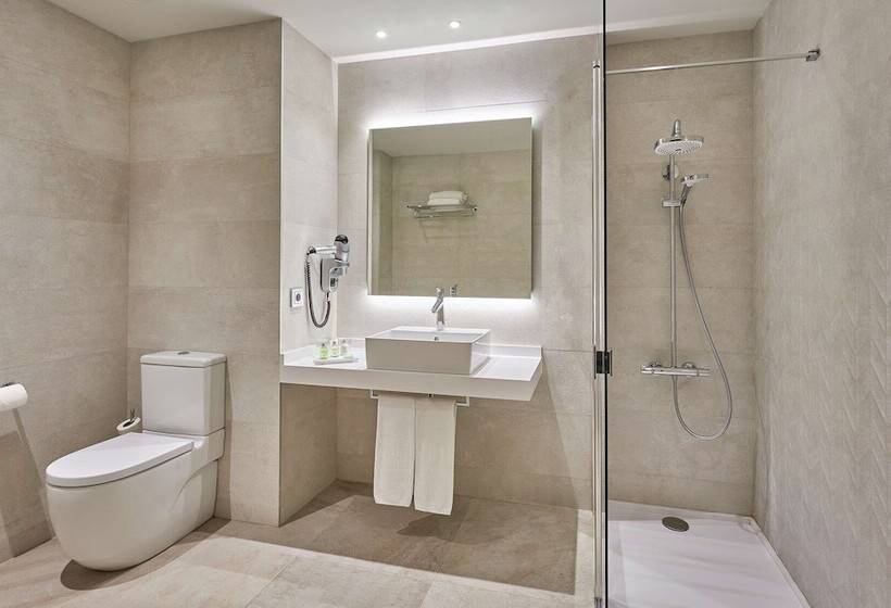 标准单人间, NH Luz Huelva