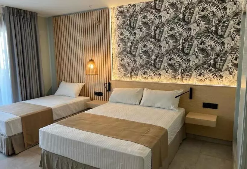 Standard Triple Room, Noy