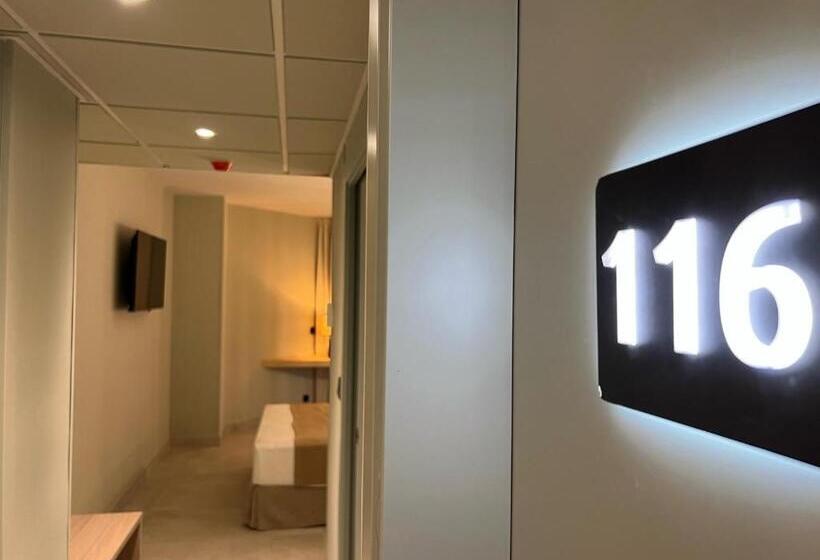 スタンダードシングルルーム, Noy