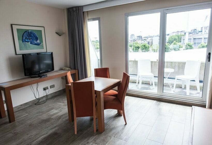 Полулюкс, Palacio Del Mar