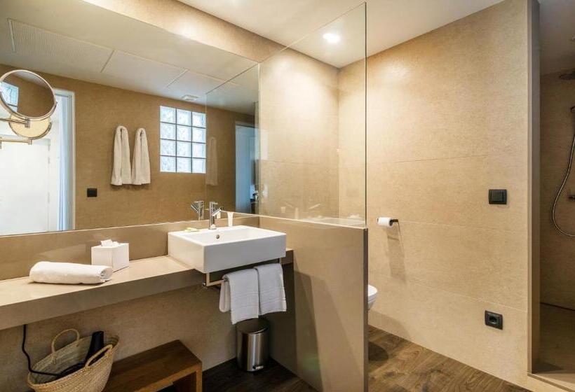 Полулюкс, Peninsular