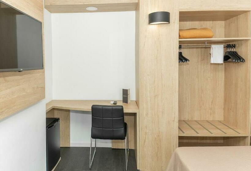 スタンダードルーム, Prado Ii