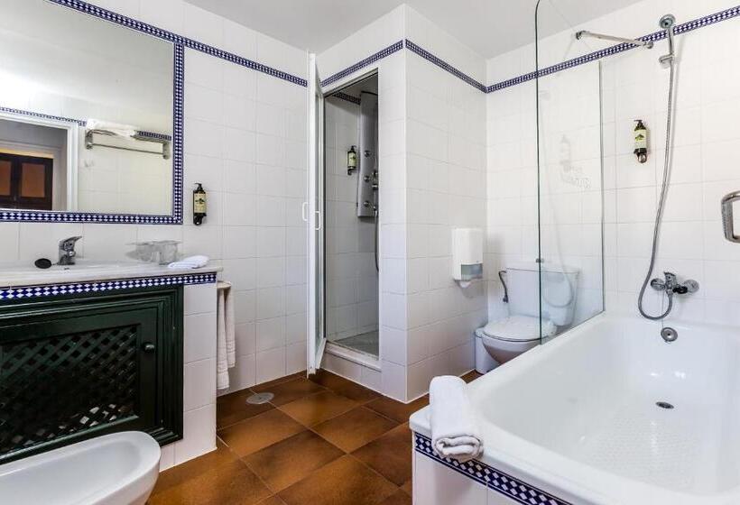 스위트, Hacienda El Santiscal   Adults Only