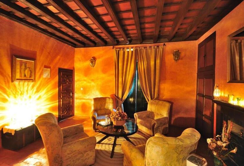 스위트, Hacienda El Santiscal   Adults Only