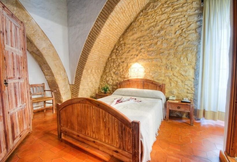 غرفة قياسية, Tugasa Convento San Francisco