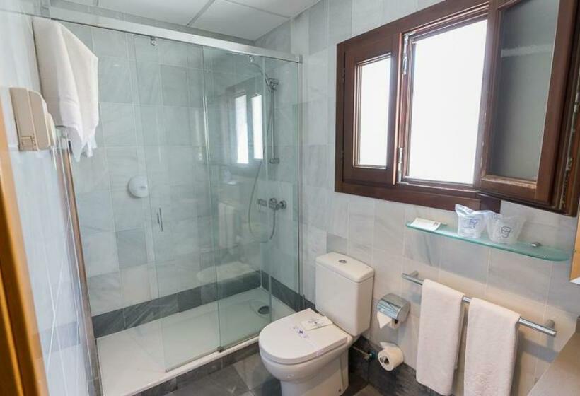 4인용 스탠다드 룸, Villa Turistica De Bubion